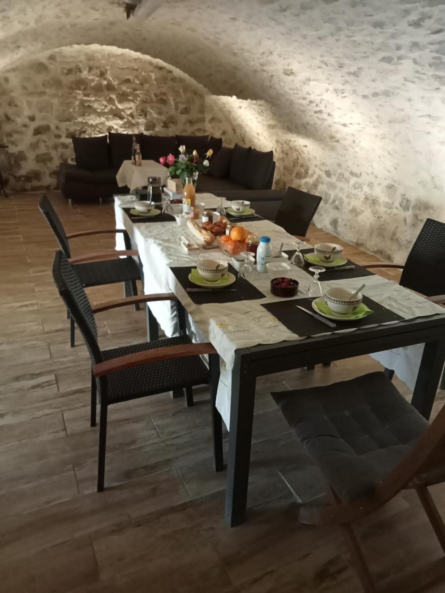 La Dame Blanche Bed & Breakfast Saint-Maurice-dʼIbie Eksteriør bilde