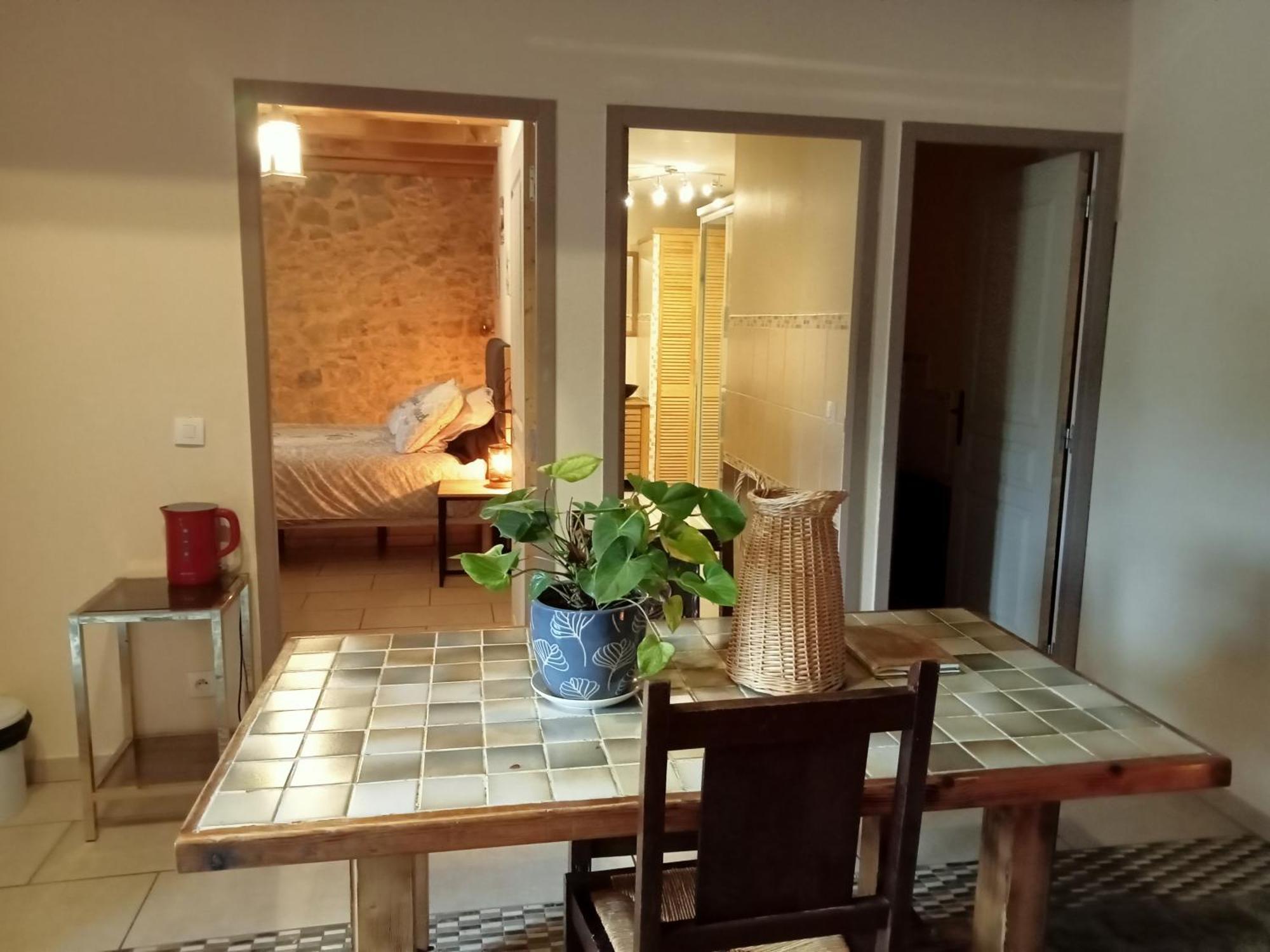 La Dame Blanche Bed & Breakfast Saint-Maurice-dʼIbie Eksteriør bilde